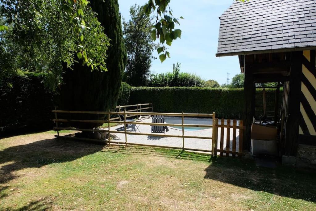 Maison A Colombages Pres De Deauville, Trouville Formentin Esterno foto