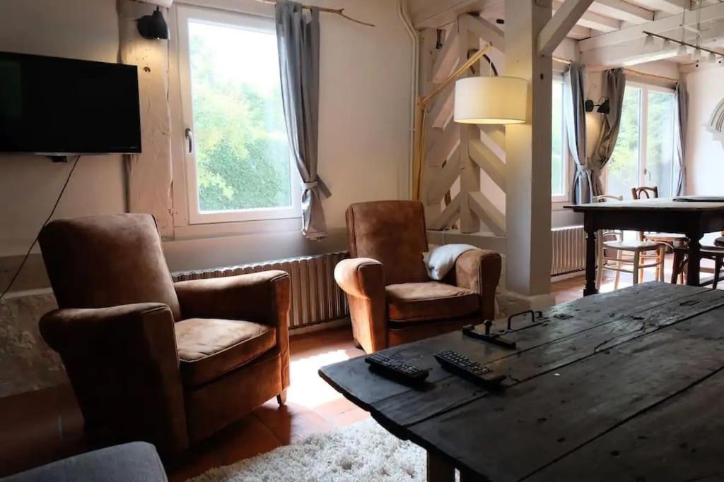 Maison A Colombages Pres De Deauville, Trouville Formentin Esterno foto