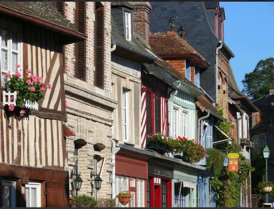 Maison A Colombages Pres De Deauville, Trouville Formentin Esterno foto